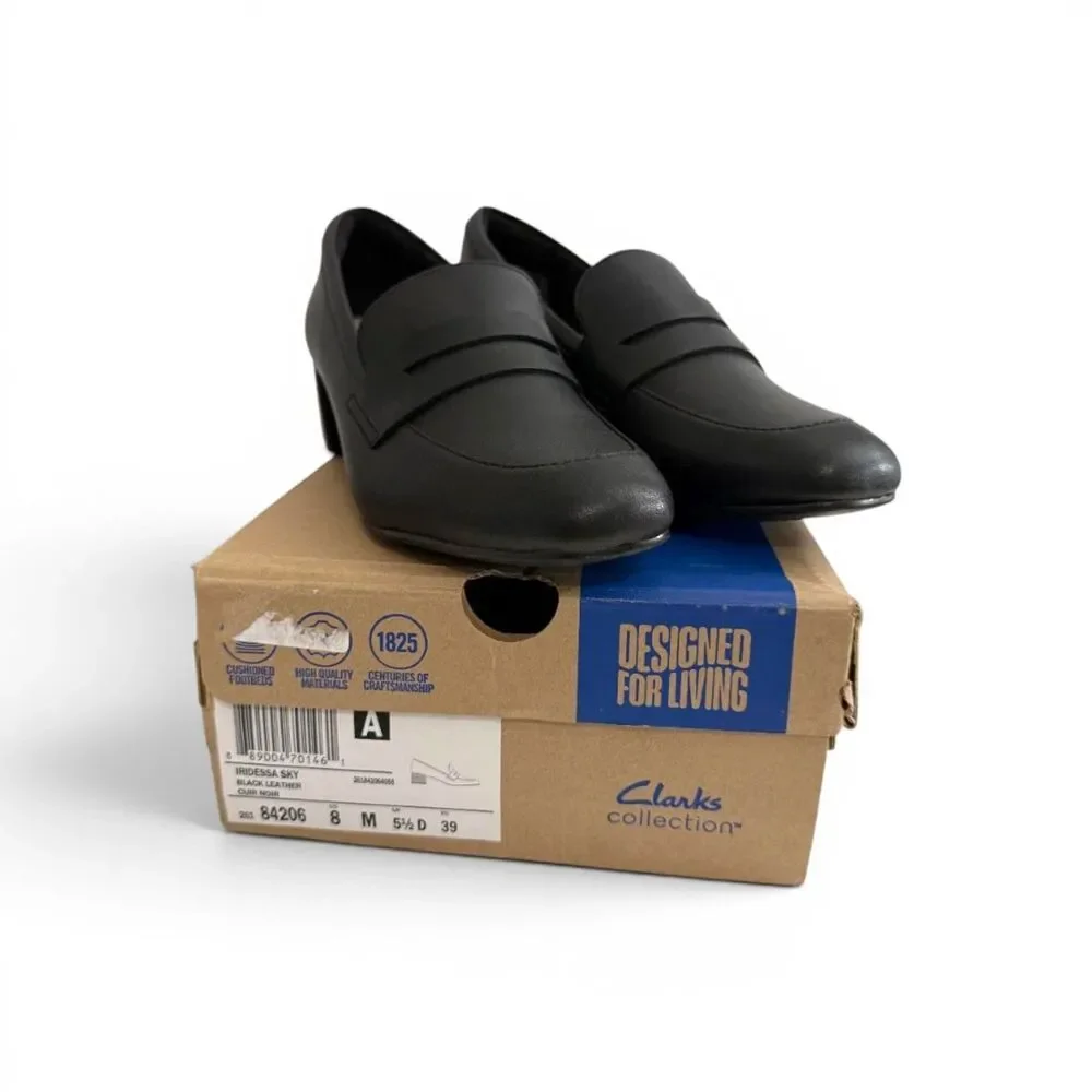 Clarks Iridessa Sky Black loafer. New in Box! Size 8 M